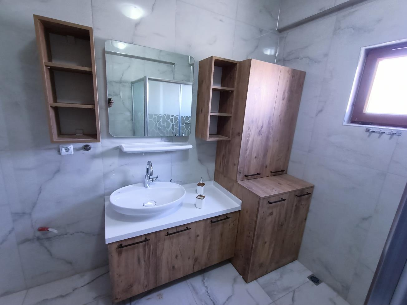 Lavabo Dolabı 1